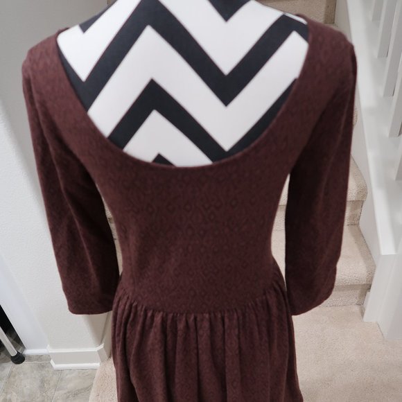 3/4 Sleeve Knit Dress - Picture 5 of 7